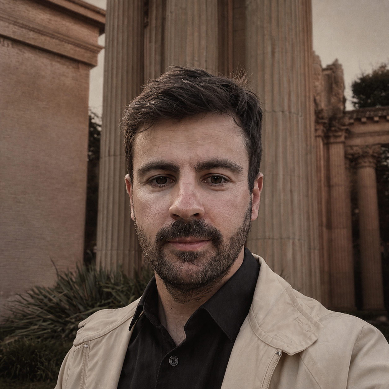 Calin Drimbau in front of architectural columns